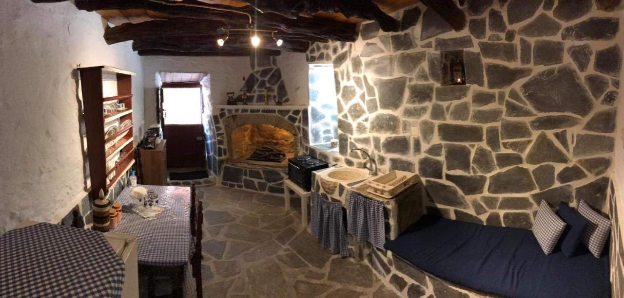Angelica Lägenhet Ano Syros Exteriör bild
