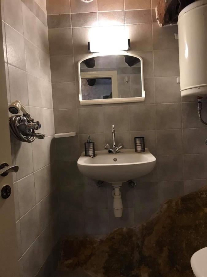 Angelica Lägenhet Ano Syros Exteriör bild